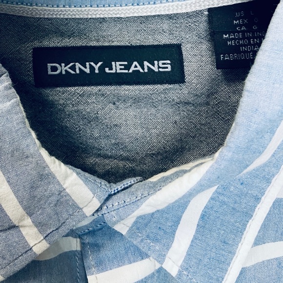 DKNY Short Sleeve Button-Up Shirt - Picture 2 of 3